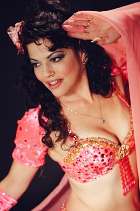 ����� ������ (belly dance) ��� ����������� ��������� (����, �����)