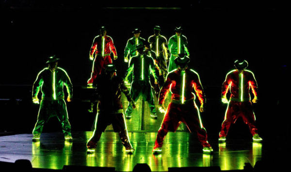 Цирк солнца - Michael Jackson: The Immortal World Tour Цирк солнца - Michael Jackson: The Immortal World Tour
