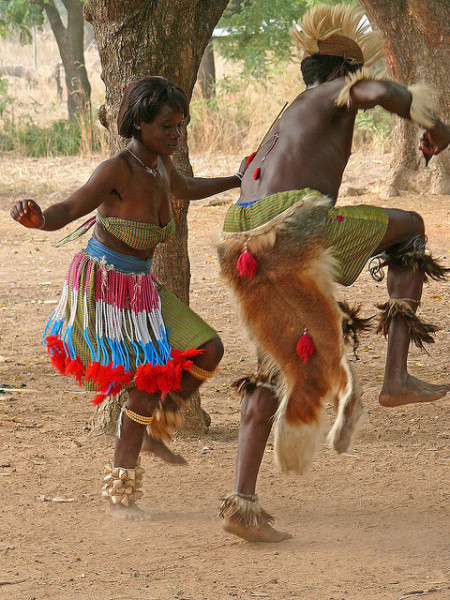 Африканские племенные танцы
